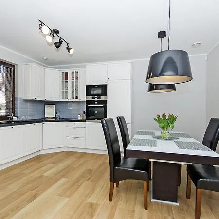 Apartament Czerwony Апартаменты Гданьск